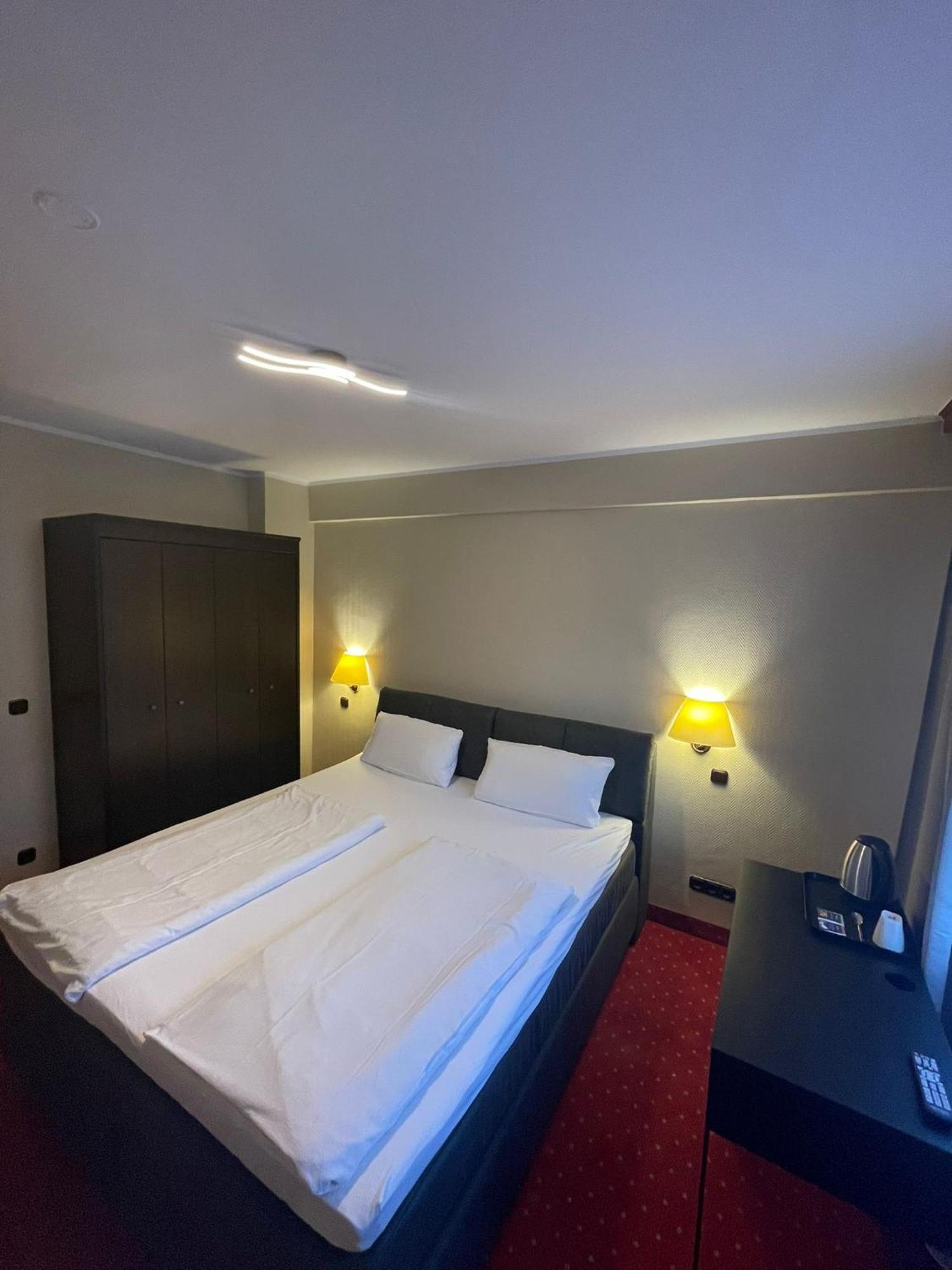 Sun Hotel Essen Exterior foto