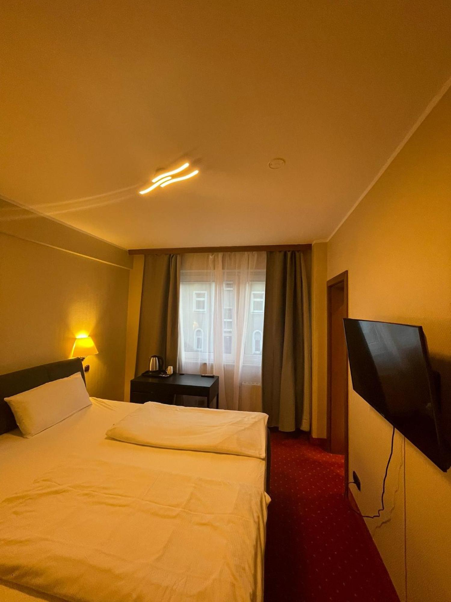 Sun Hotel Essen Exterior foto
