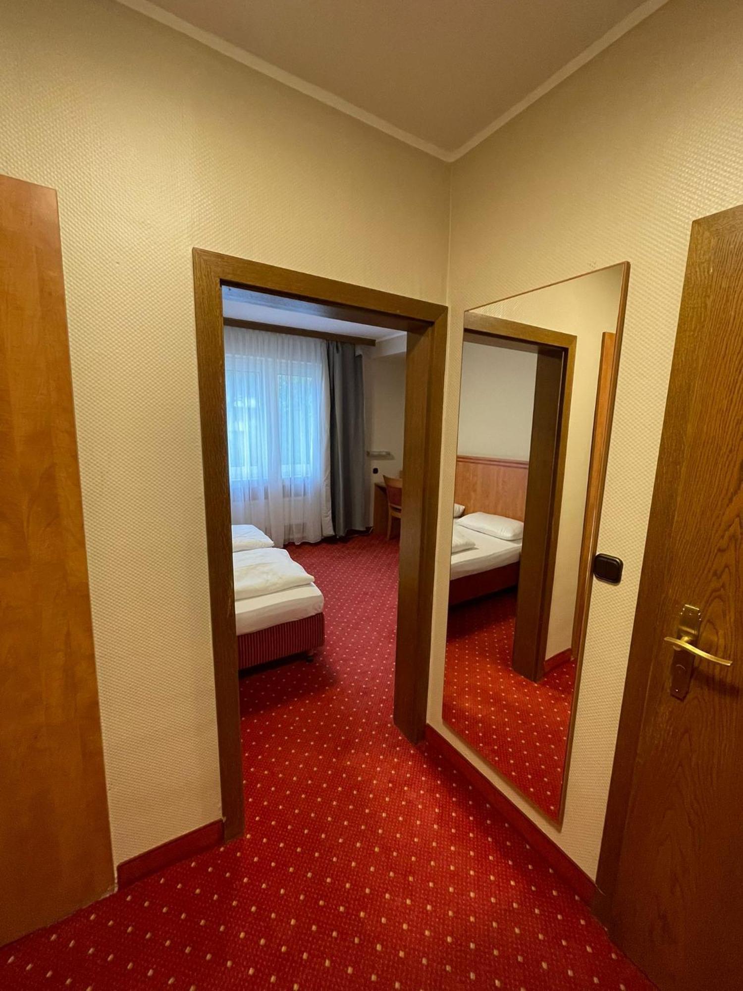 Sun Hotel Essen Exterior foto
